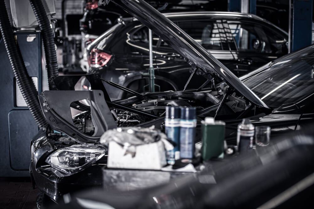 Servizi 3 riparazione motore